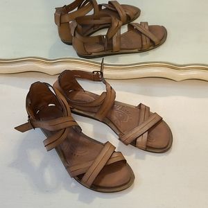 Flat Brown strappy sandal